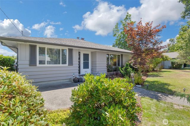 611 13th St SW, Puyallup, WA 98371
