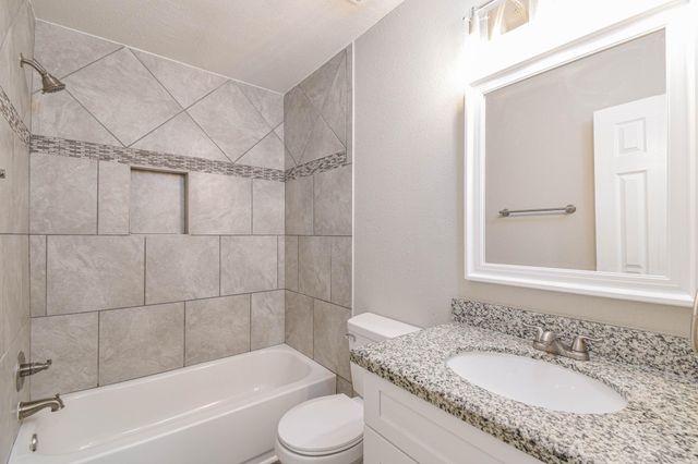 13126 Townwood Drive, Houston, TX 77045