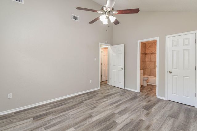 13126 Townwood Drive, Houston, TX 77045