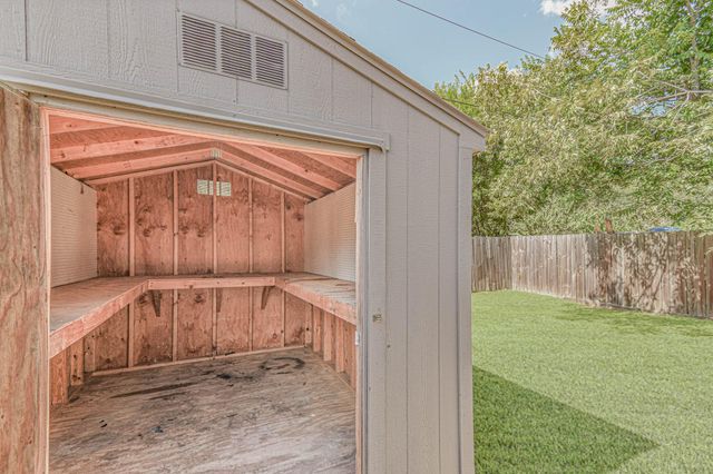 13126 Townwood Drive, Houston, TX 77045