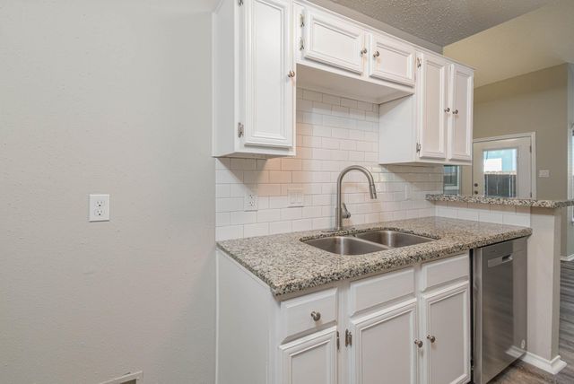 13126 Townwood Drive, Houston, TX 77045