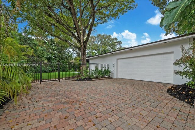 17203 SW 78th Pl 17203, Palmetto Bay, FL 33157