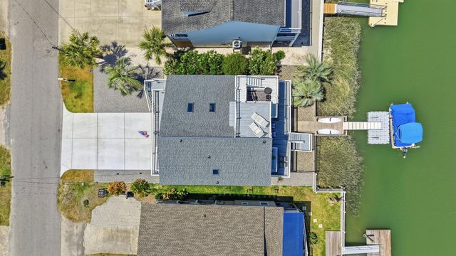 318 56th Ave. N, North Myrtle Beach, SC 29582