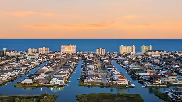 318 56th Ave. N, North Myrtle Beach, SC 29582