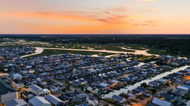 318 56th Ave. N, North Myrtle Beach, SC 29582