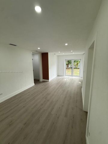 4366 SW 5th Ter, Miami, FL 33134