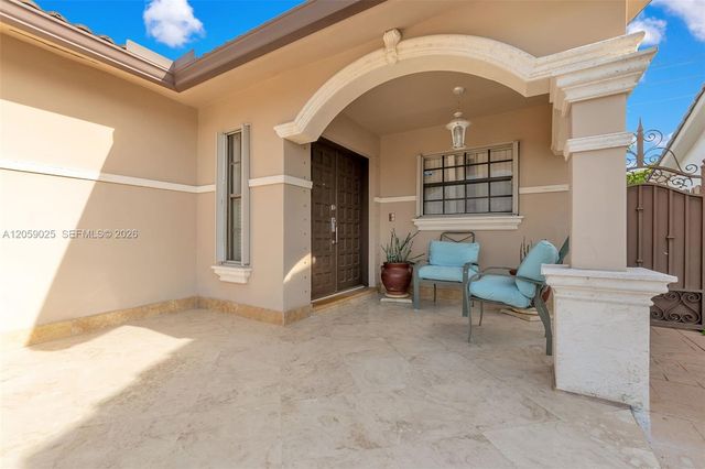 9981 NW 129th Ter, Hialeah Gardens, FL 33018