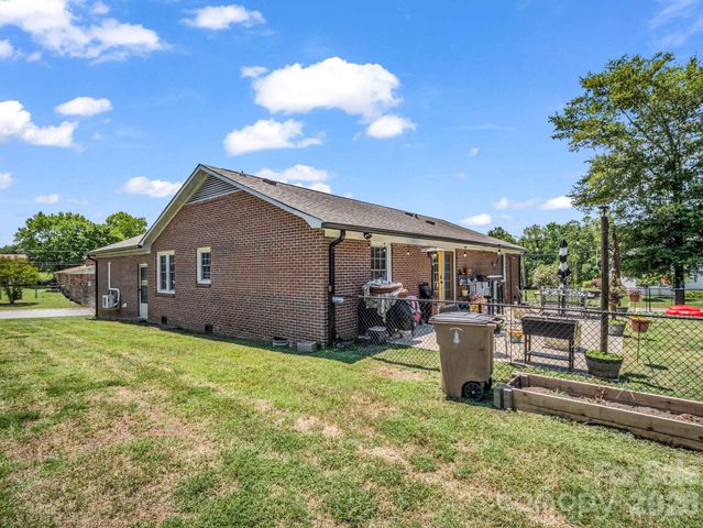 816 Rhodann Drive, Shelby, NC 28152