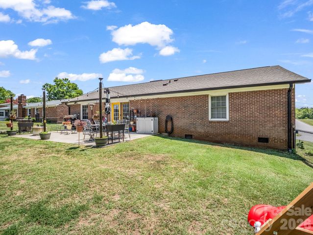 816 Rhodann Drive, Shelby, NC 28152