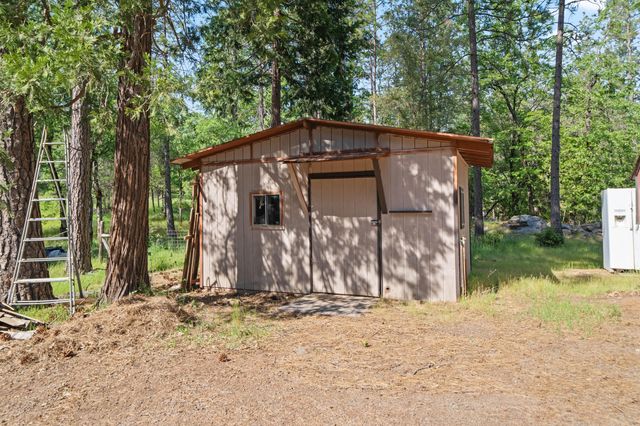 15912 Valhalla Drive, Oak Run, CA 96069