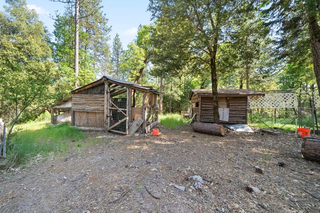 15912 Valhalla Drive, Oak Run, CA 96069