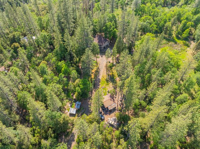 15912 Valhalla Drive, Oak Run, CA 96069