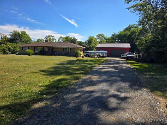 4212 N Diamond Mill Road, Dayton, OH 45426
