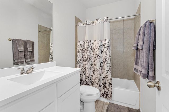 760 Yellow Birch Lane, Conroe, TX 77304