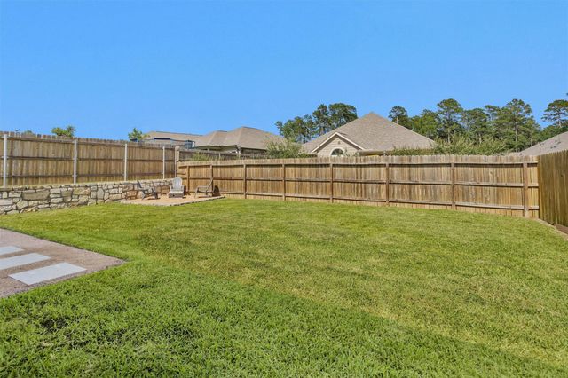760 Yellow Birch Lane, Conroe, TX 77304