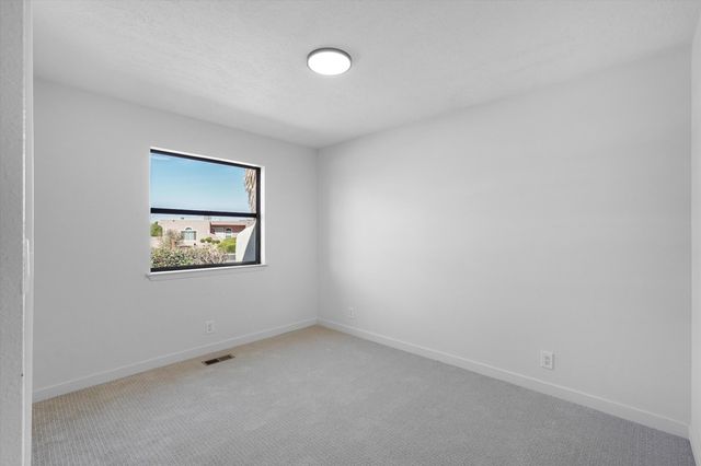 960 Player Loop SE, Rio Rancho, NM 87124