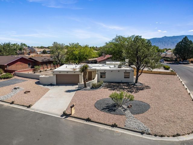 960 Player Loop SE, Rio Rancho, NM 87124