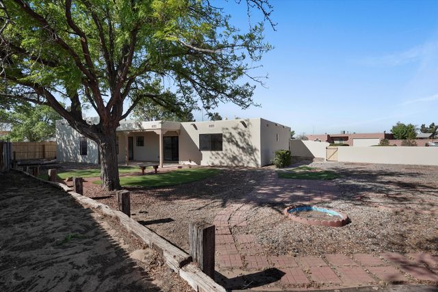 960 Player Loop SE, Rio Rancho, NM 87124