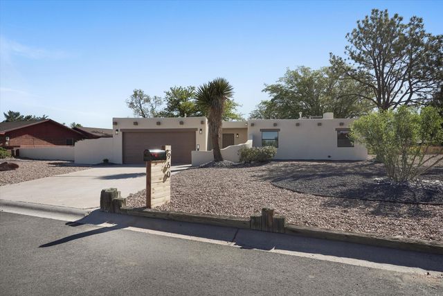 960 Player Loop SE, Rio Rancho, NM 87124