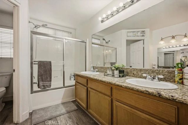 204 E Manchester Lane, San Bernardino, CA 92408