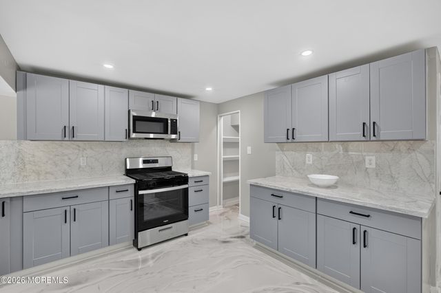 701 W Park Avenue, Lindenwold, NJ 08021