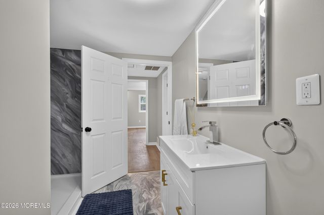 701 W Park Avenue, Lindenwold, NJ 08021