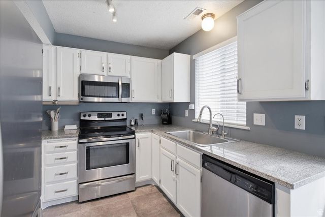 1065 EASTGATE DR, Provo, UT 84606