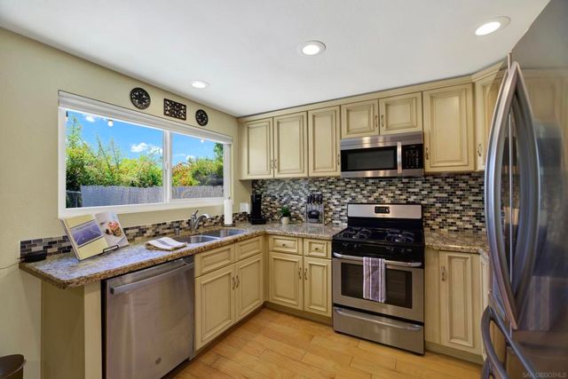 13351 Silver Lake Dr., Poway, CA 92064