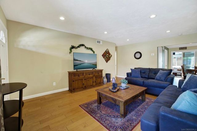13351 Silver Lake Dr., Poway, CA 92064