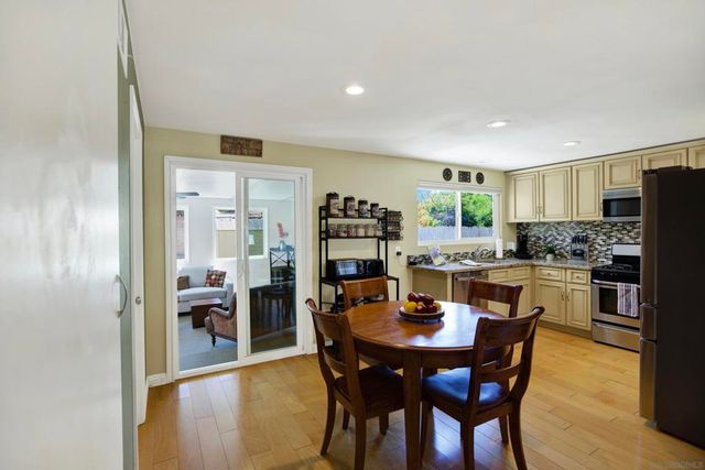 13351 Silver Lake Dr., Poway, CA 92064