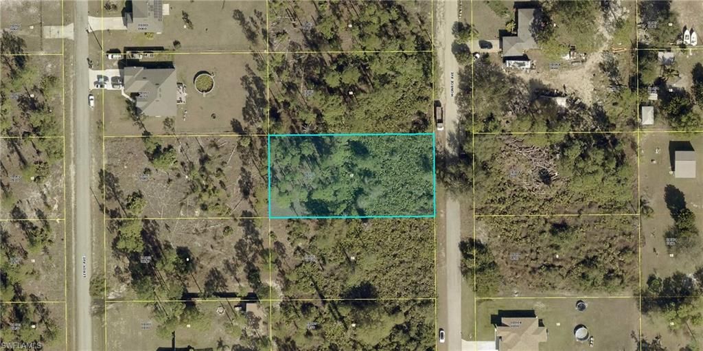 702 Abbott AVE, LEHIGH ACRES, FL 33972 — exterior