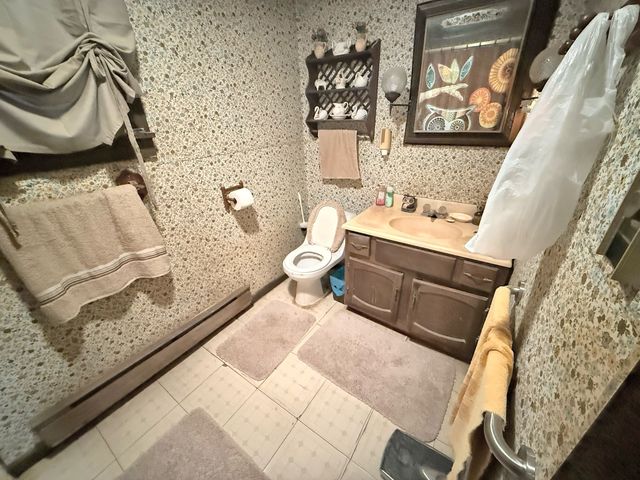 1421 W Maple Street, Herrin, IL 62948