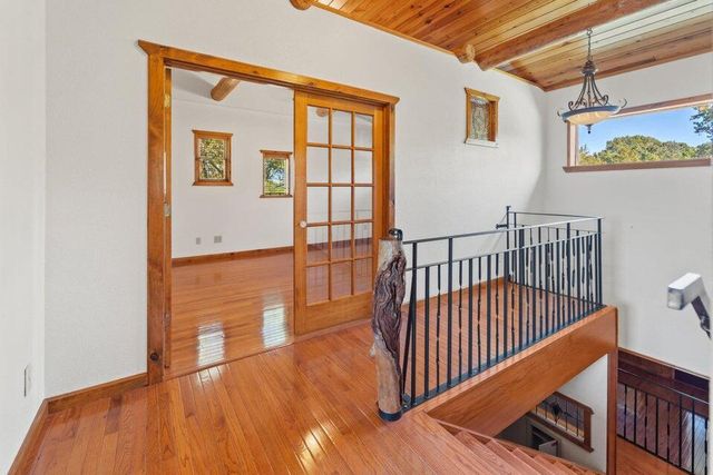 105 S Fox Run Road, Pottsville, AR 72858