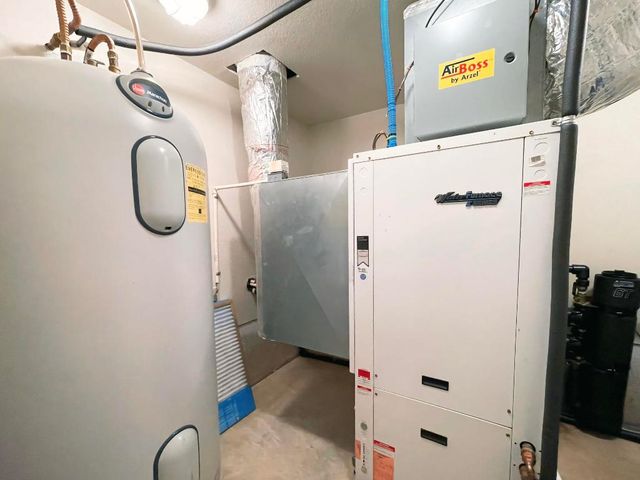 105 S Fox Run Road, Pottsville, AR 72858