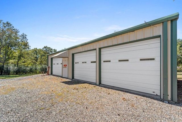 105 S Fox Run Road, Pottsville, AR 72858