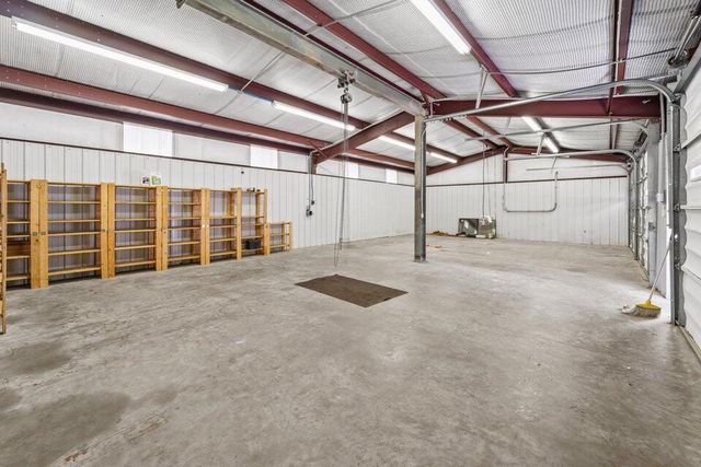 105 S Fox Run Road, Pottsville, AR 72858