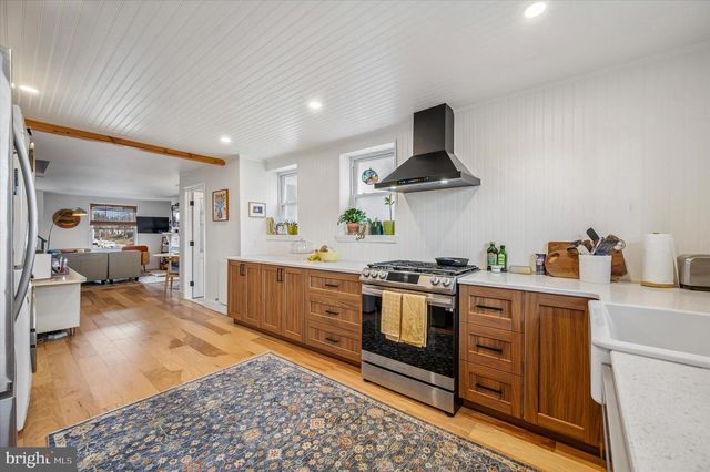 6626 MUSGRAVE ST, Philadelphia, PA 19119