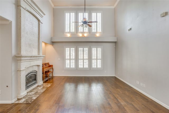 908 Bridle Path, Burleson, TX 76028