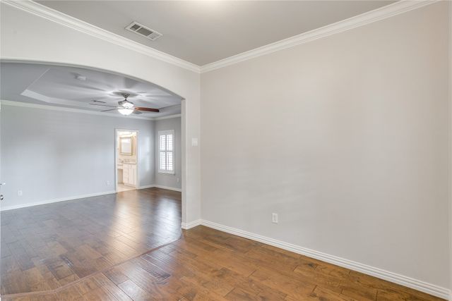 908 Bridle Path, Burleson, TX 76028