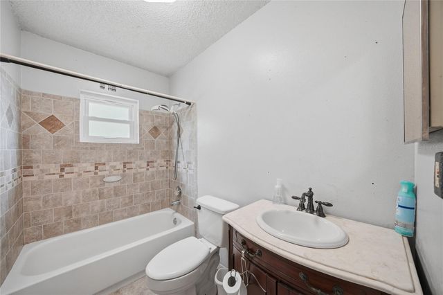 2327 SEAN LANE, Lakeland, FL 33812