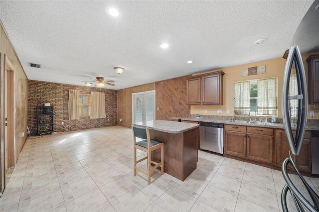 2327 SEAN LANE, Lakeland, FL 33812