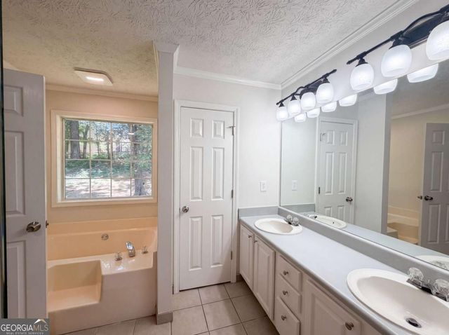 722 Ridgetop Road, Bethlehem, GA 30620