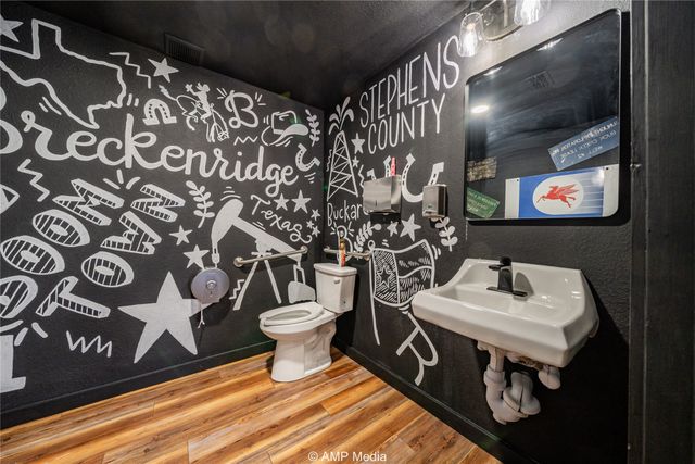 1318 E Walker, Breckenridge, TX 76424