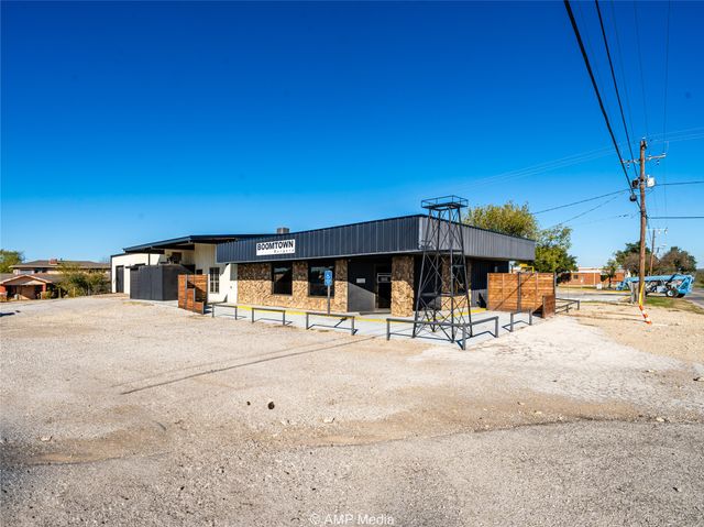 1318 E Walker, Breckenridge, TX 76424