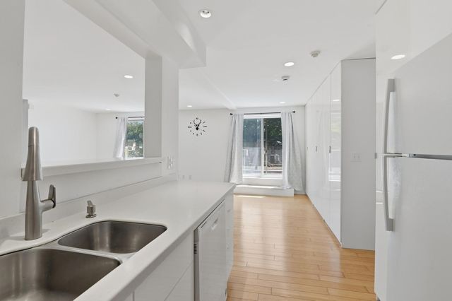211 West St 10A, Quincy, MA 02169