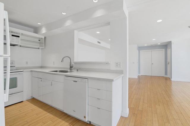 211 West St 10A, Quincy, MA 02169