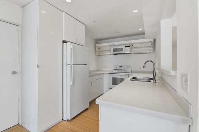 211 West St 10A, Quincy, MA 02169