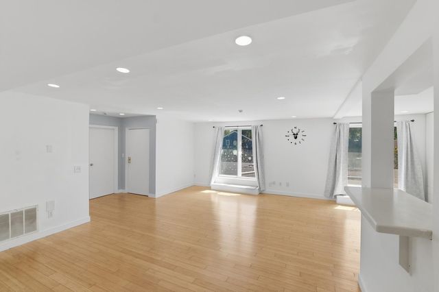 211 West St 10A, Quincy, MA 02169