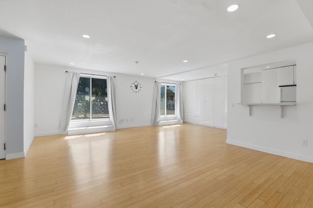 211 West St 10A, Quincy, MA 02169