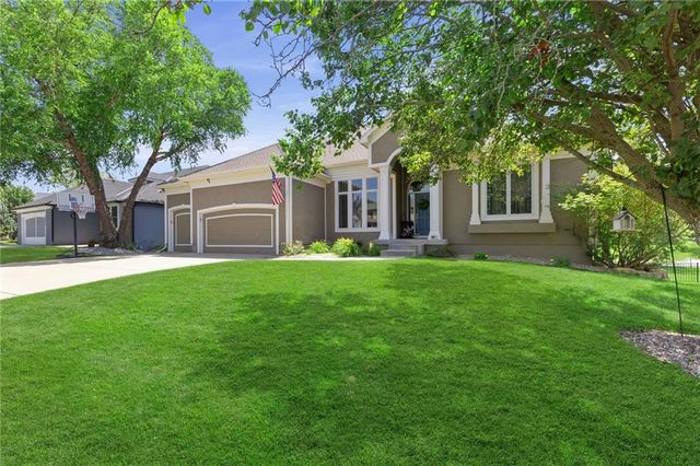 12715 Sloan Street, Kansas City, KS 66109